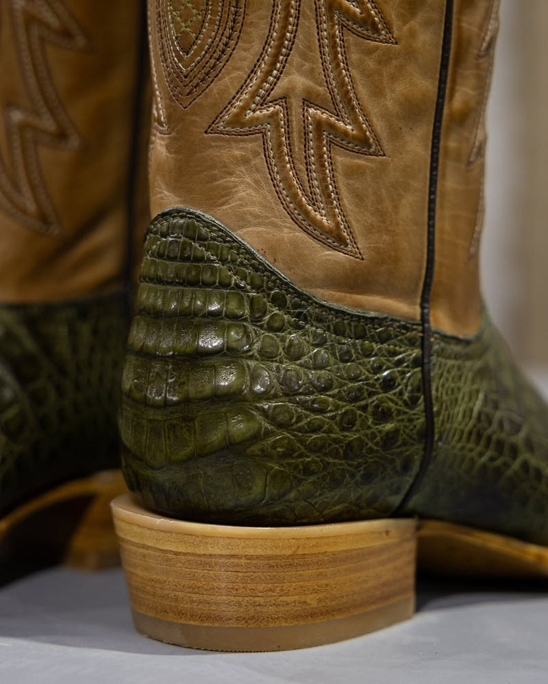 2025 Vintage Embroidered Alligator Knight Boots