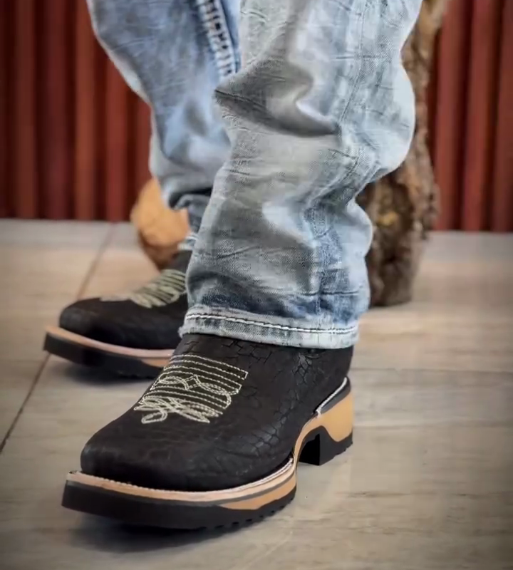 Men's Cracked Leather Square Toe Cowboy Boots
