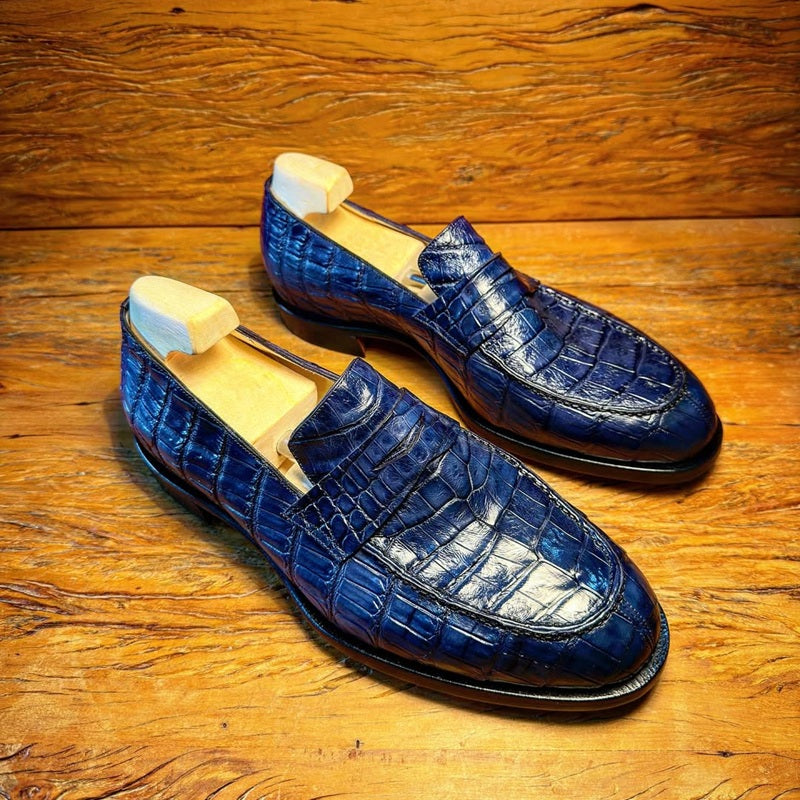Men's Crocodile-patterned Low-top Embossed Leather Shoes
