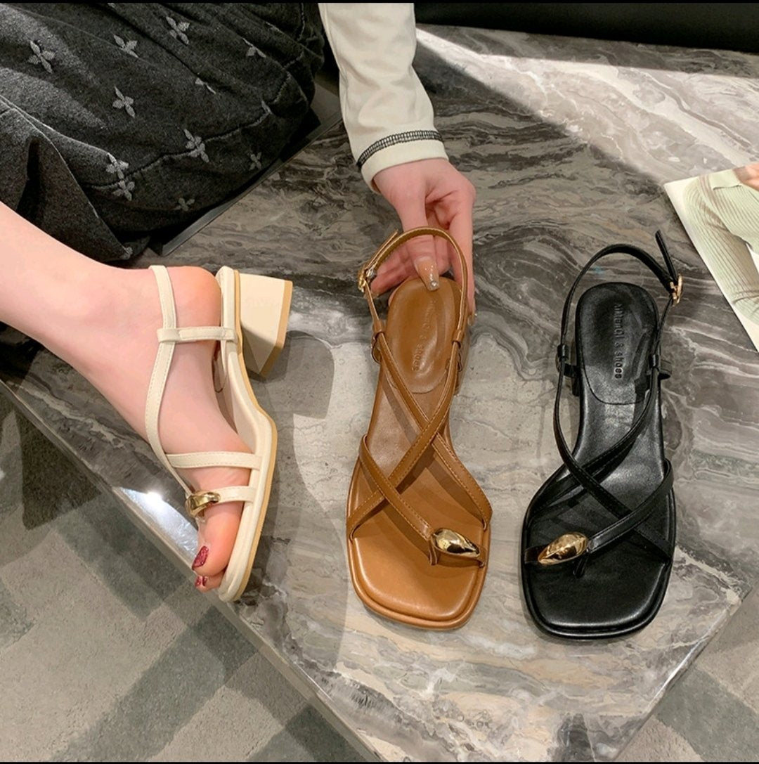 Women's Crossover Strap Thong Sandals