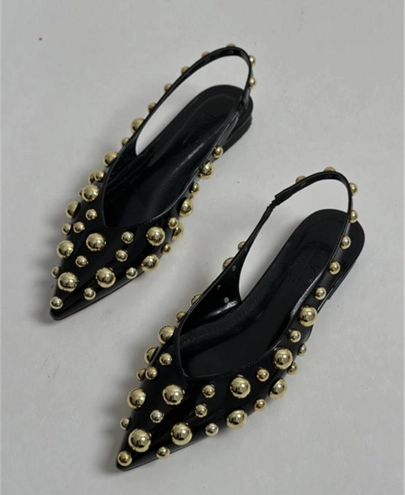 Black Mİla Gold Tocked Shoes