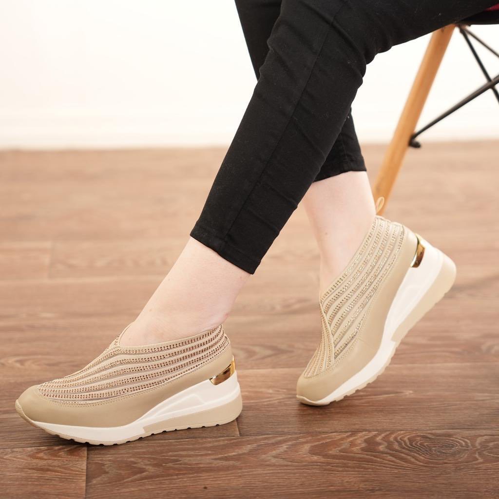 Joint Nude Folding Casual Shoes