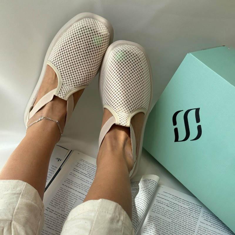 Hollowed Out Breathable Mesh Sandals