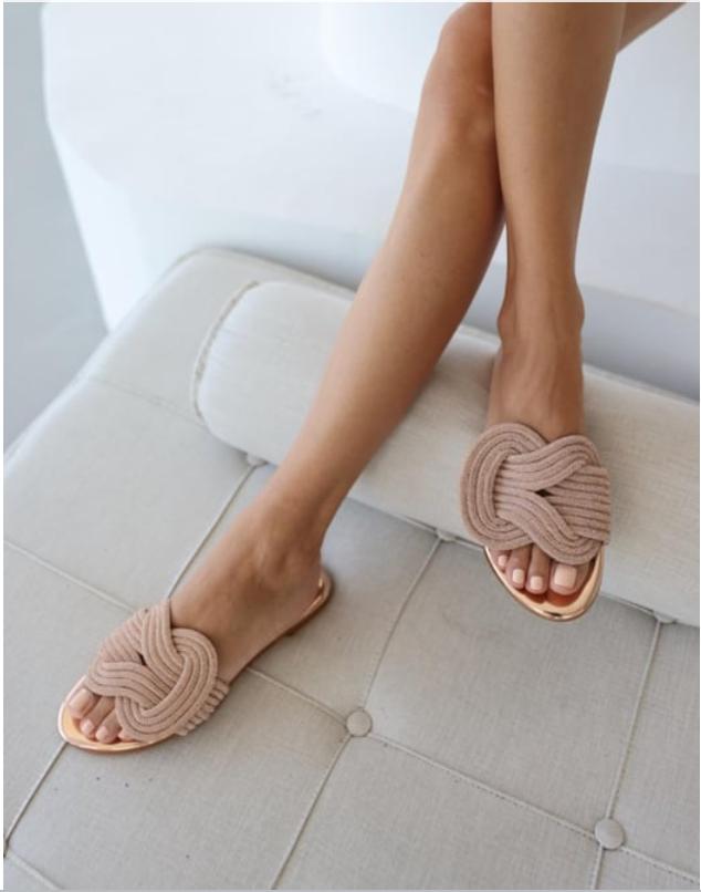 Tracy Stone Detailed Women's Slippers