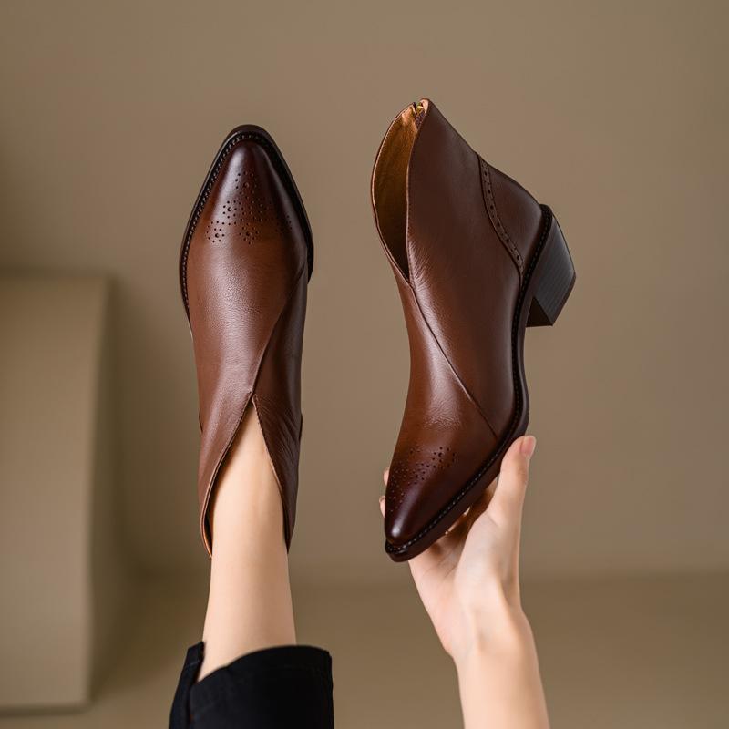 Women's Chunky Heel Pointed Toe Vintage Ankle Boots