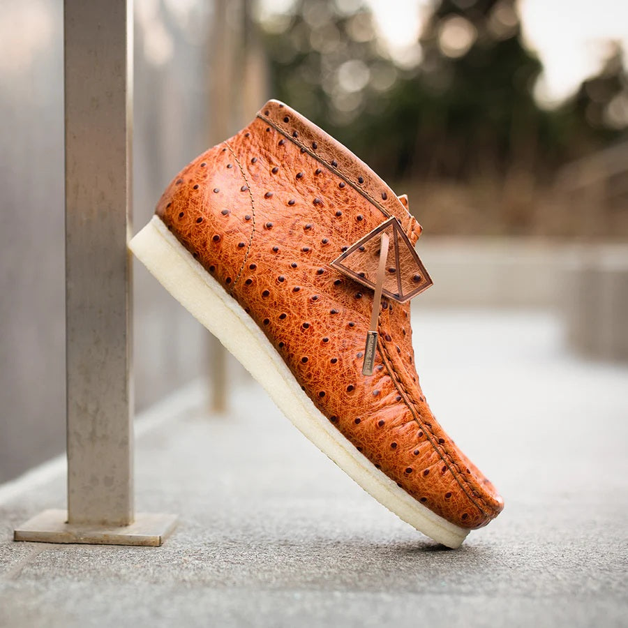 Men's Ostrich-Embossed Leather Shoes