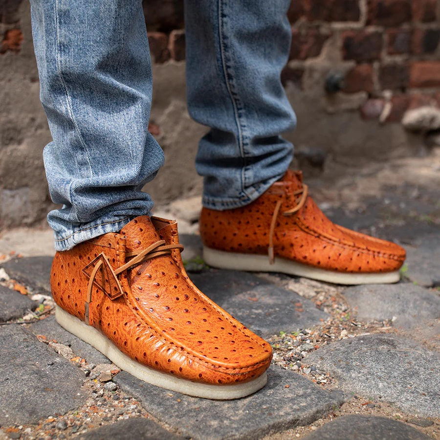 Men's Ostrich-Embossed Leather Shoes