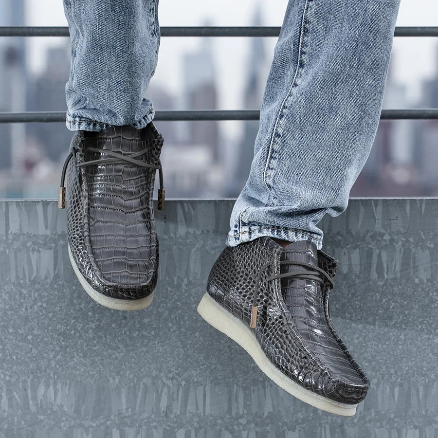 Men's Crocodile-Embossed Leather Shoes