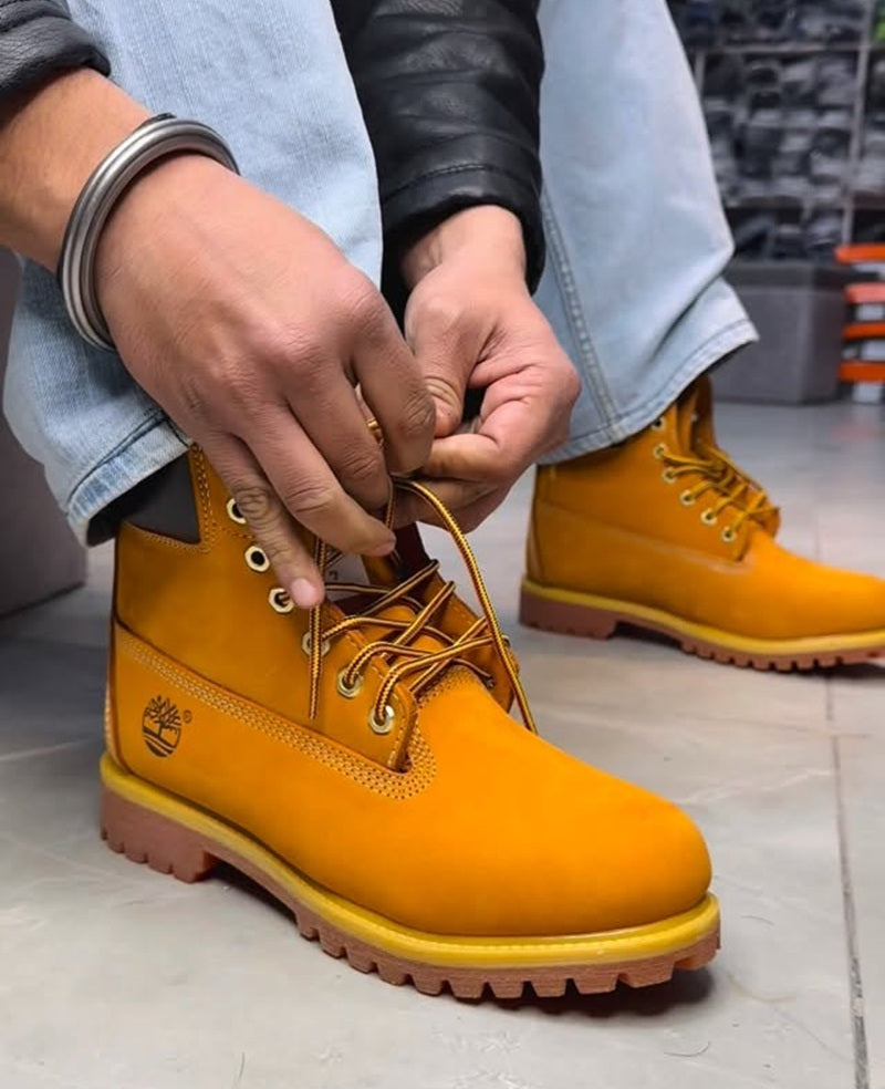 Amber Classic Boots