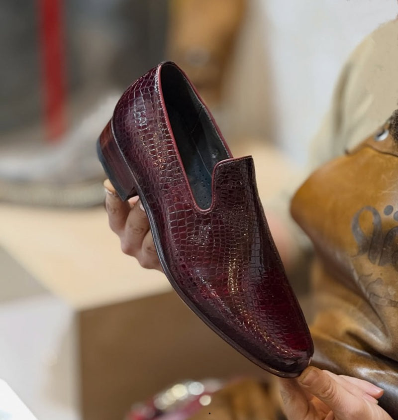Men's Burgundy Croc-Embossed Loafers