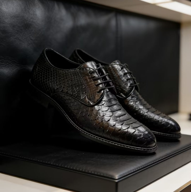Men's Crocodile-Embossed Leather Shoes
