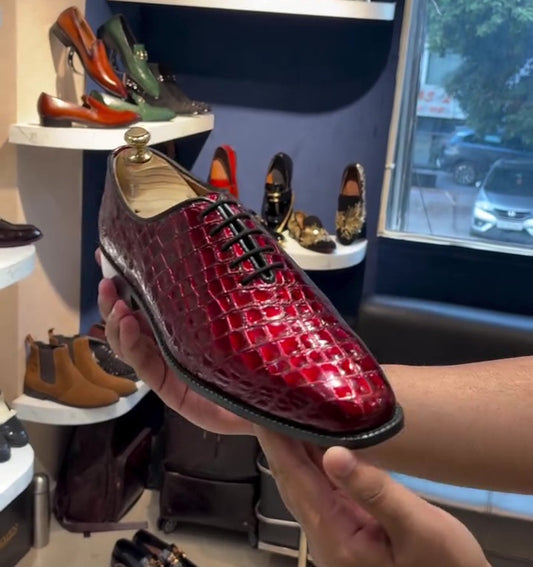 Men's Crocodile-Embossed Leather Shoes