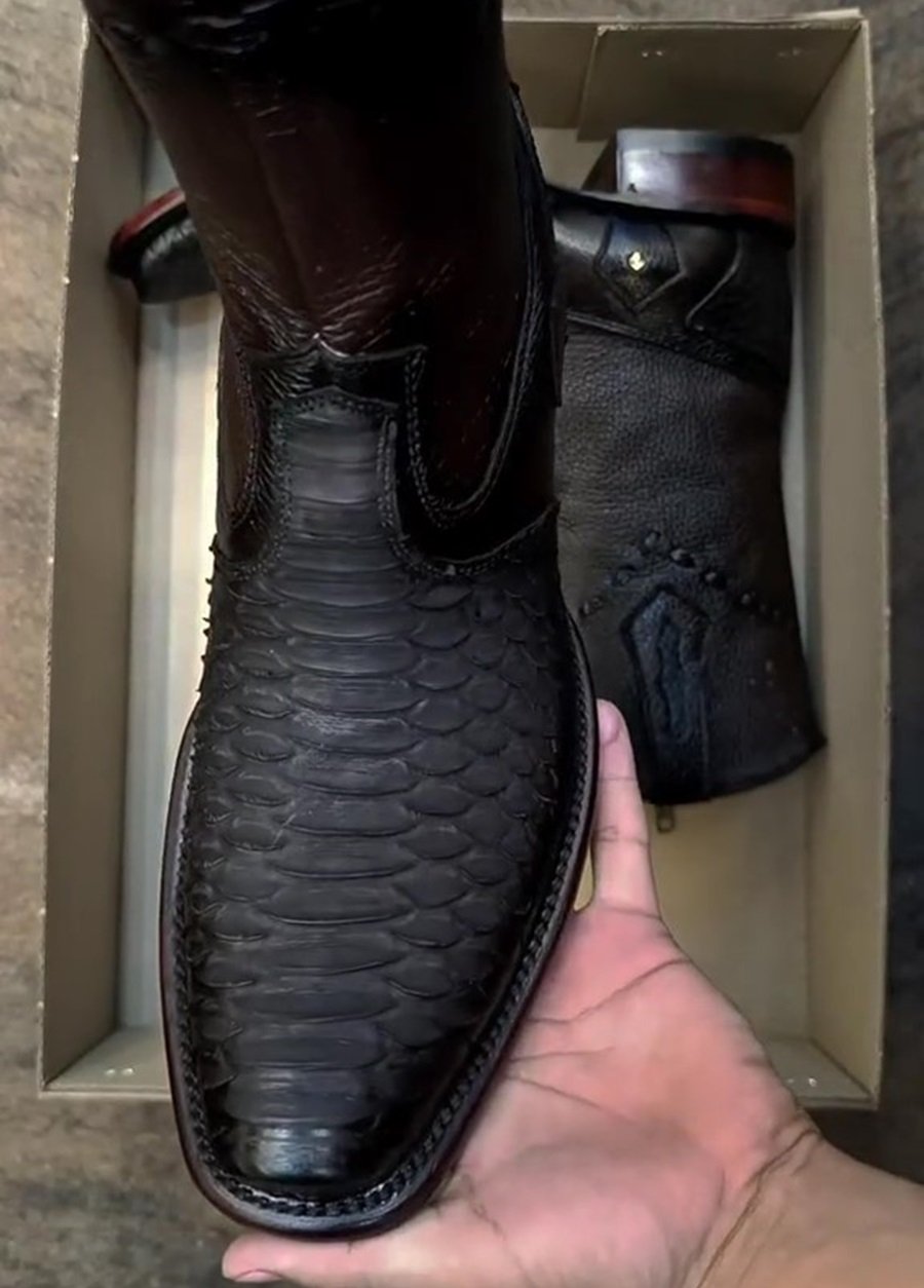 Men's Classic Crocodile Leather Cowboy Boots