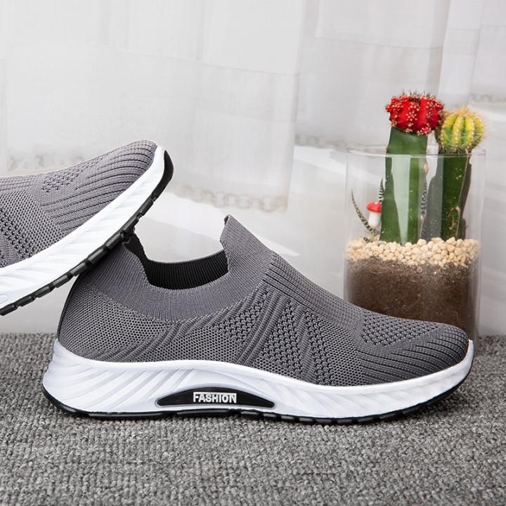 Men's Mesh Breathable Soft Bottom Sneakers