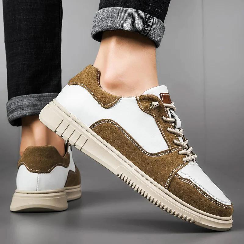 LÉANDRO Leather Sneaker