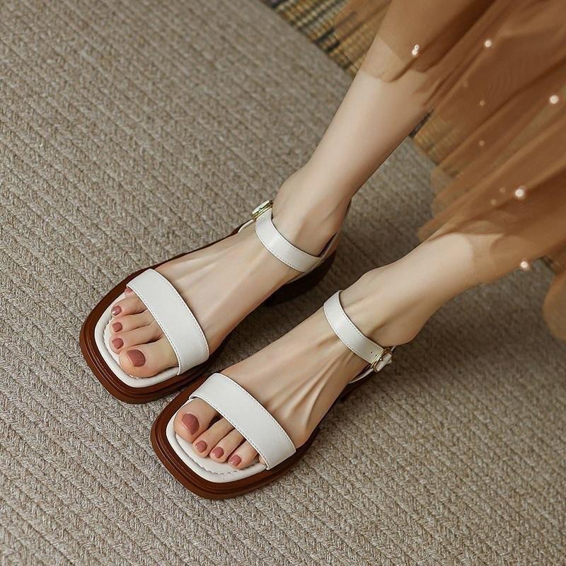 Women's Leather Low-Heel Sandals