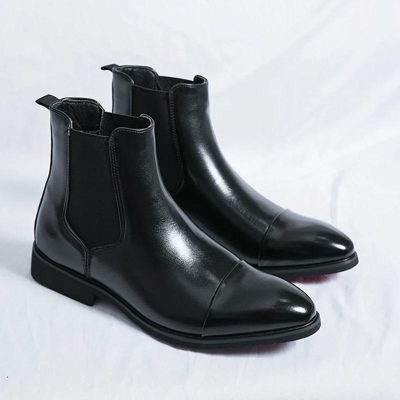 Annibale Carracci Genuine Leather Chelsea Boots