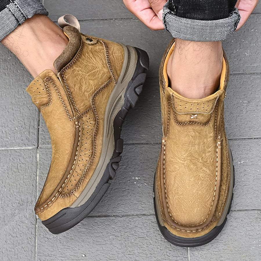 Men's Classic Ankle Boots With Supportive Orthopedic Sole