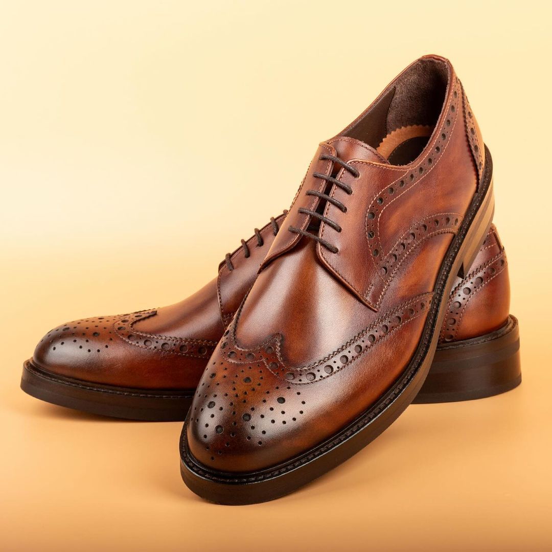 Men's Vintage Carved Leather Handmade Shoes