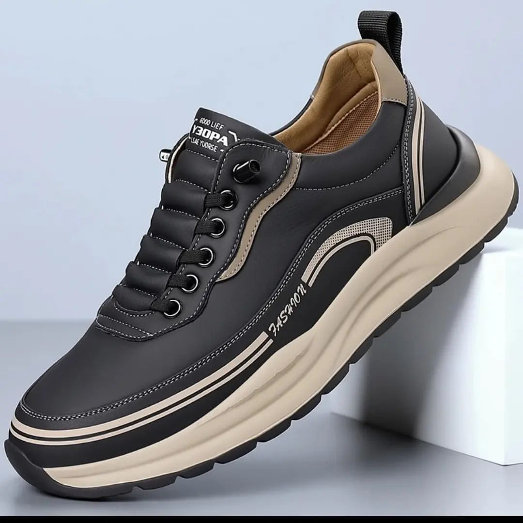 Men's Breathable Non-slip Soft-soled Casual Sports Shoes