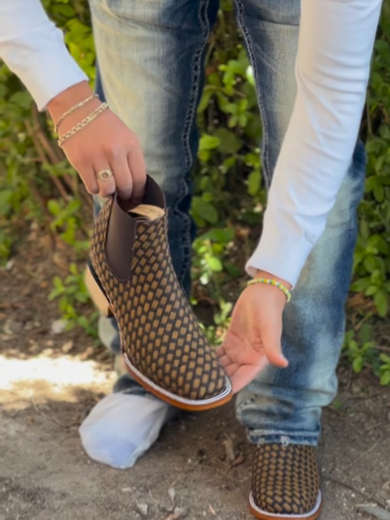 Sebastian Boots