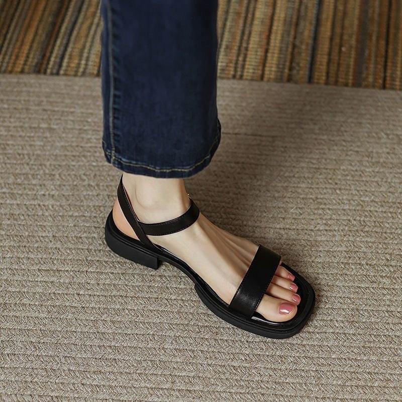 Women's Leather Low-Heel Sandals