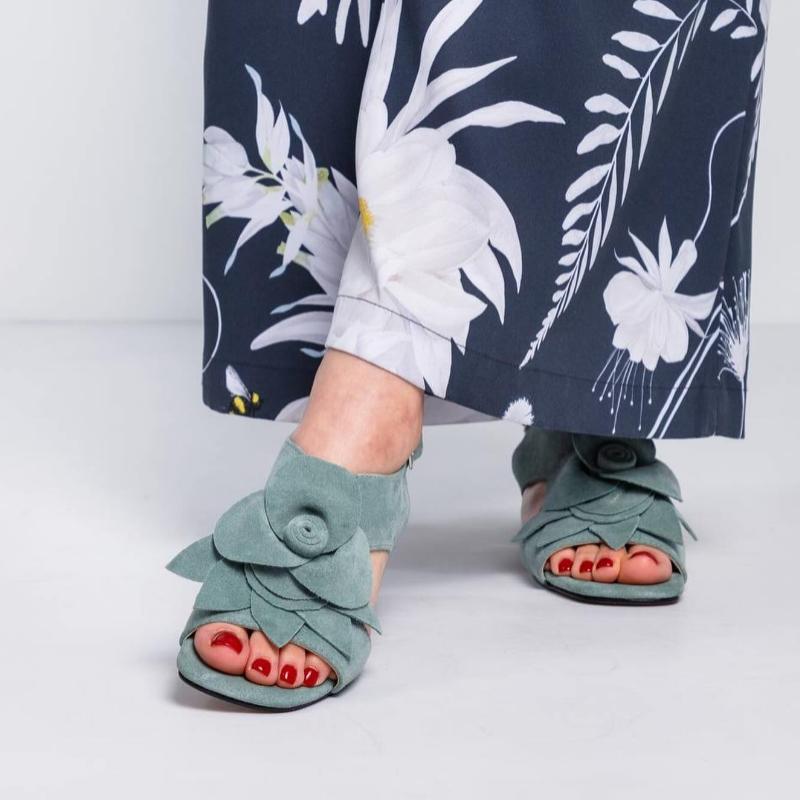 Women's Elegant Floral Flat Sandals